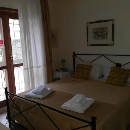 Luci Del Mare Bed & Breakfast *